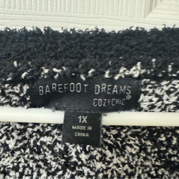 $118 Barefoot Dreams Cozychic Fair Isle Sweater - Picture 3 of 4